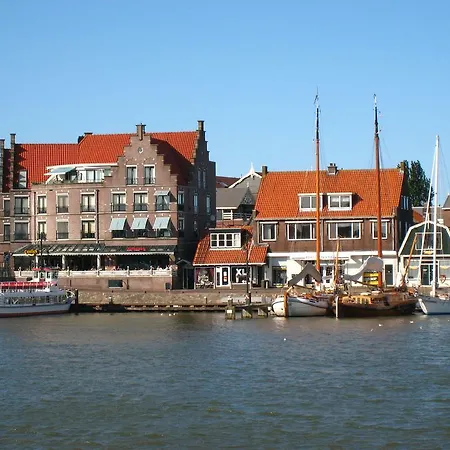 Apartment Modern In With Lake Nearby Marken
