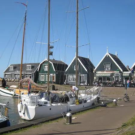 Modern In With Lake Nearby * Marken